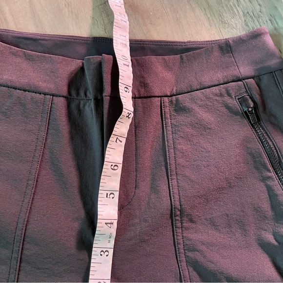 Athleta Wander Hybrid Black Straight Leg Pant size 4 Ankle Stretch Pockets - Picture 11 of 13